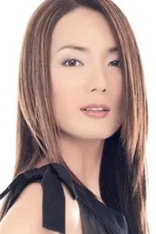 Jacelyn Tay como: Mo Yan