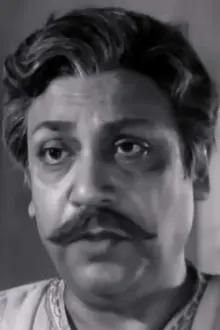 Satya Bandopadhyay como: Father-in-law
