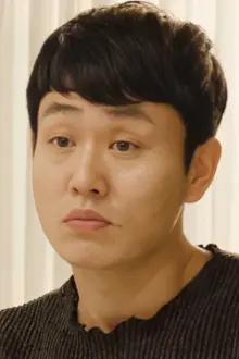 Gil Dong como: Jeong-soo