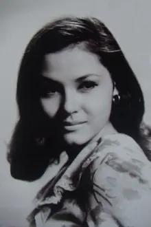 Pilar Pilapil como: Purita