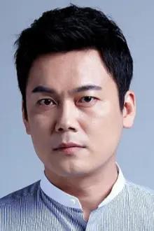 Kang Seung-wan como: Woon-cheol's gang