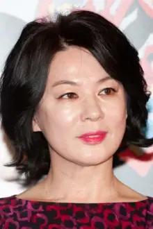 Kwon Nam-hee como: Wife