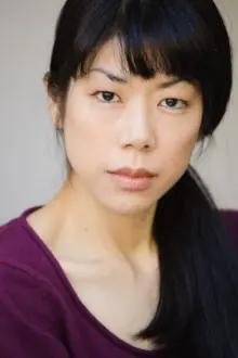Mariko Denda como: Nurse Hana