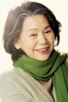 Yun So-jeong como: Jin-won's aunt