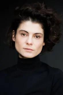 Jördis Richter como: Mila Filipovic
