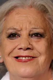 Terele Pávez como: Mujer en funeral (segment "Delirio 1")