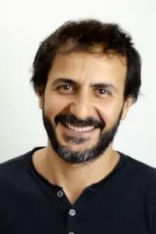 Ahmet Sarsılmaz como: Müfit