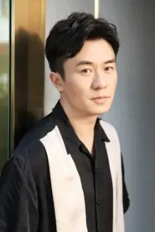 Li Dongheng como: Xu Yi Ran