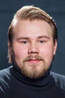 Joel Hirvonen como: Spägä