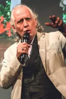 Massimo Lodolo como: Carbone (voice)
