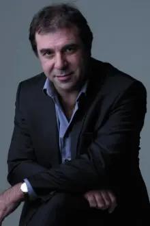 Daniele Gatti como: Conductor