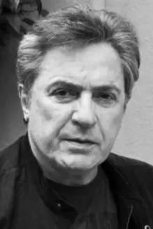 Antonio Grimau como: Guillermo Casenave