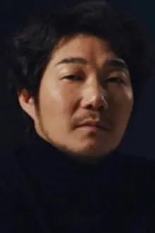 Jung Eui-wook como: President Kwak