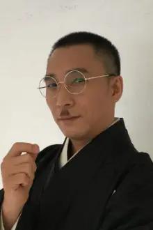 Cheng Cheng como: Professor Yi