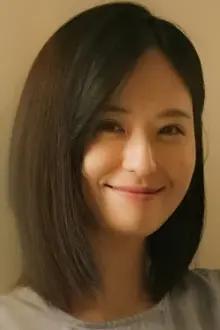Isabella Chien como: Jiang Yuhua