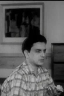 Satindra Bhattacharya como: Mini's father