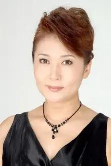 Terumi Azuma como: Saeko Amemiya