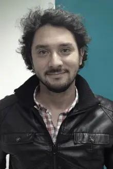 Carlos Oviedo como: Chivo