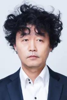 Choi Dae-sung como: Manager Yong