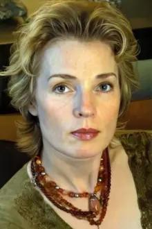 Mimi Craven como: Dolores (Segment "Put Asunder")