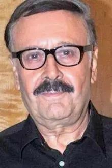 Parikshat Sahni como: Brij Sethi