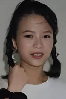 Sarah Wong como: Momoko