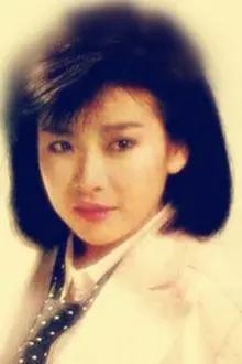 Yam Choi-Bo como: Nurse