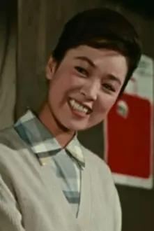 Kakuko Chino como: Miss Akiyama