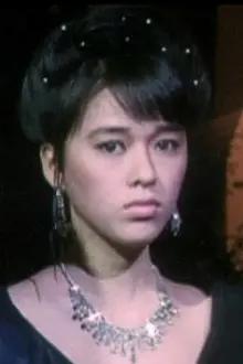 Regina Kent como: Pei Li