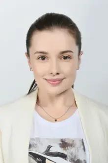 Petra Šimberová como: Veronika