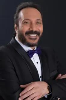 Ali El Haggar como: Saeed