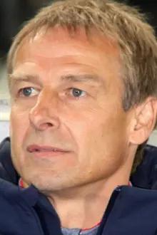 Jürgen Klinsmann como: Ele mesmo