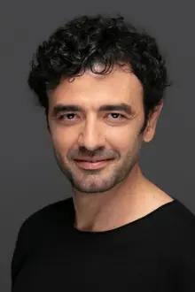 Osman Karakoç como: Yusuf Ilgazoğlu