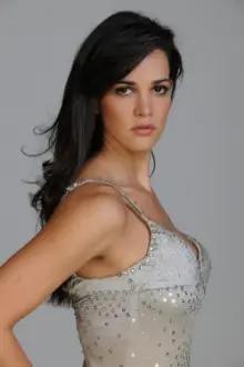 Mónica Spear como: Amanda Monteverde