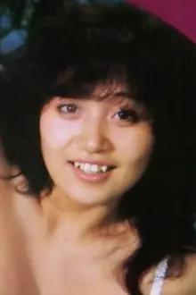 Kyoko Nakamura como: Ela mesma