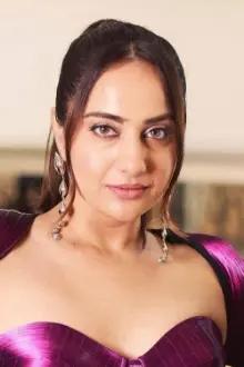 Kusha Kapila como: Meher