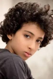 Abdel Malik Farhouni como: Younes