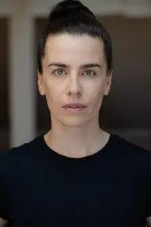 Julia-Maria Köhler como: Pam