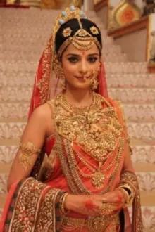 Pooja Sharma como: Draupadi