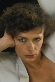 Danièle Dubroux como: Hélène Arnaud