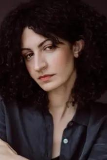 Maia Abbas como: Batul Al-Hamedi