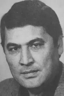 Farkhad Khaydarov como: Максуд