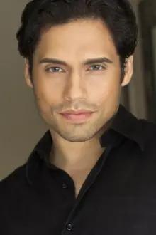 Danny Arroyo como: Miguel Sanchez