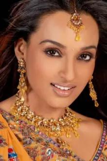 Reshmi Ghosh como: Neena