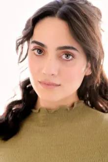 Layla Mohammadi como: Leila