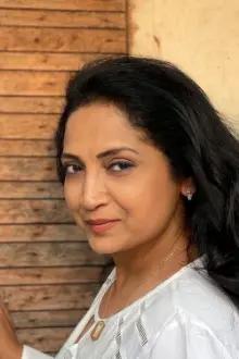 Pooja Pawar como: Kastura