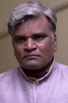 Umesh Jagtap como: Razzak