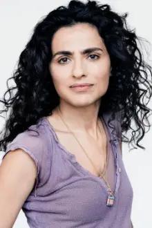 Sesede Terziyan como: Kriminalhauptkommissarin Jasmin Sayed
