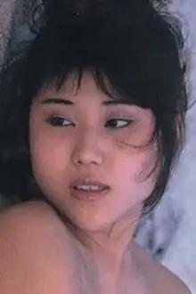 Rina Hayashi como: Akina