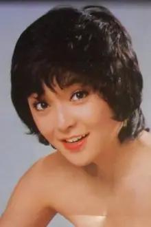 Akiko Hyûga como: 